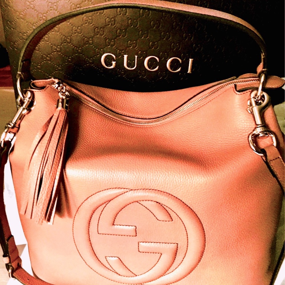 Gucci authentic Lg Soho Hobo Camelia Bag excellent condition